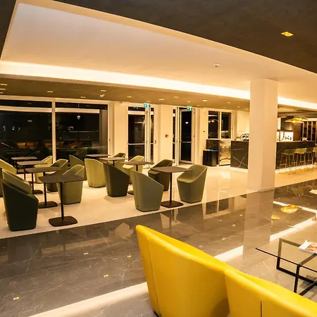 Hotel Perla Del Gargano 4*